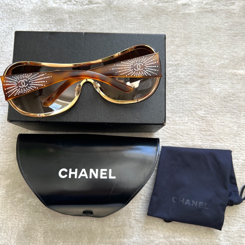 CHANEL Sunglasses 4148B Brown Frame & Lenses Swarovski Crystals Made in Italy